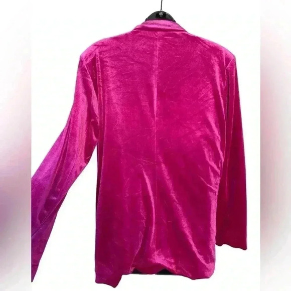 ENTRO women’s fucsia Velvet blazer pockets at side and button front closure.sz M - Picture 4 of 9